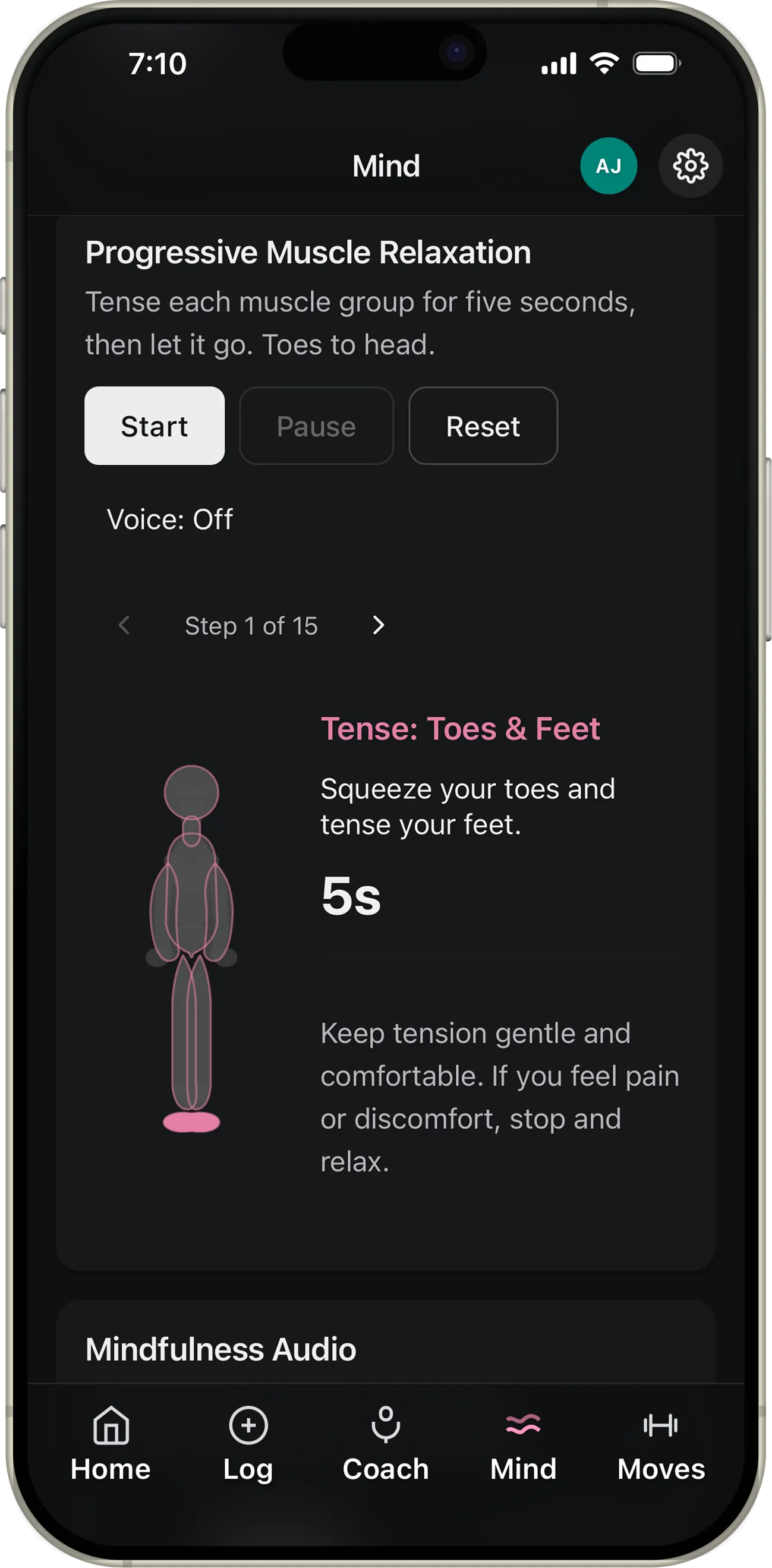 Fittra Mind tab: guided progressive muscle relaxation with voice off, step 1 of 15, Tense: Toes and Feet, with a body figure, a five-second countdown and a safety note